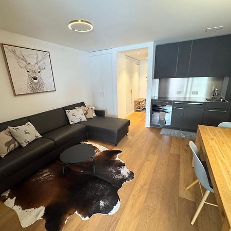 Beautiful Sunny New 1 Bed Apt 弗利姆斯 外观 照片