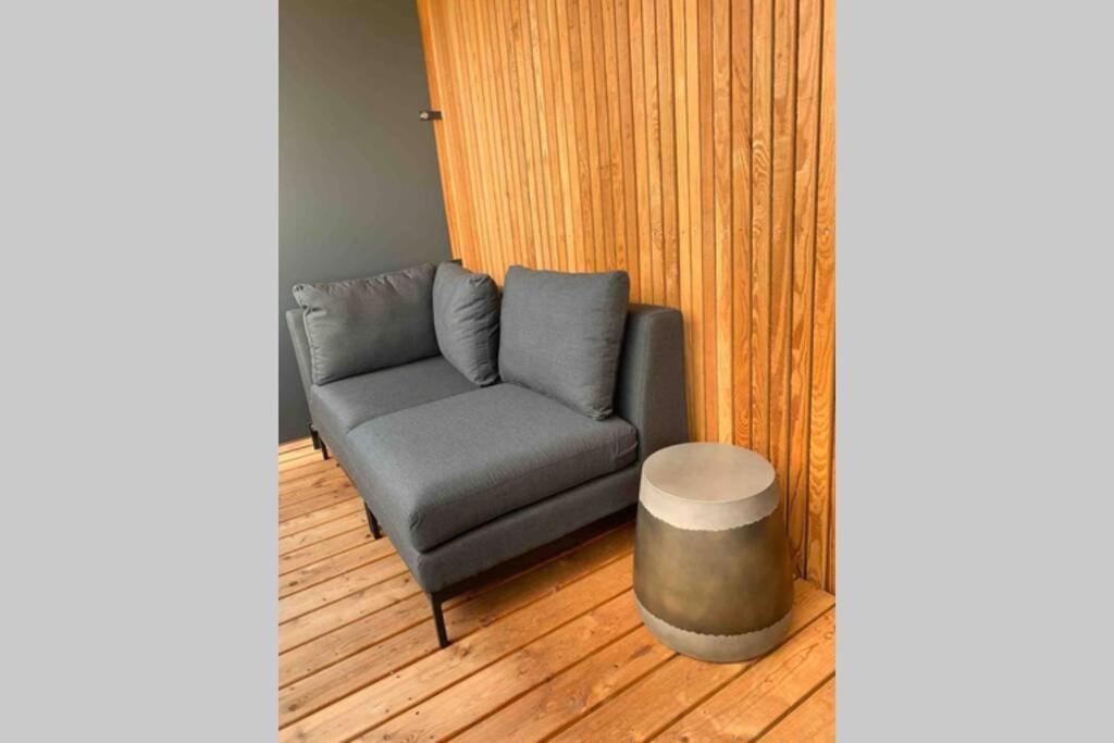 Beautiful Sunny New 1 Bed Apt 弗利姆斯 外观 照片