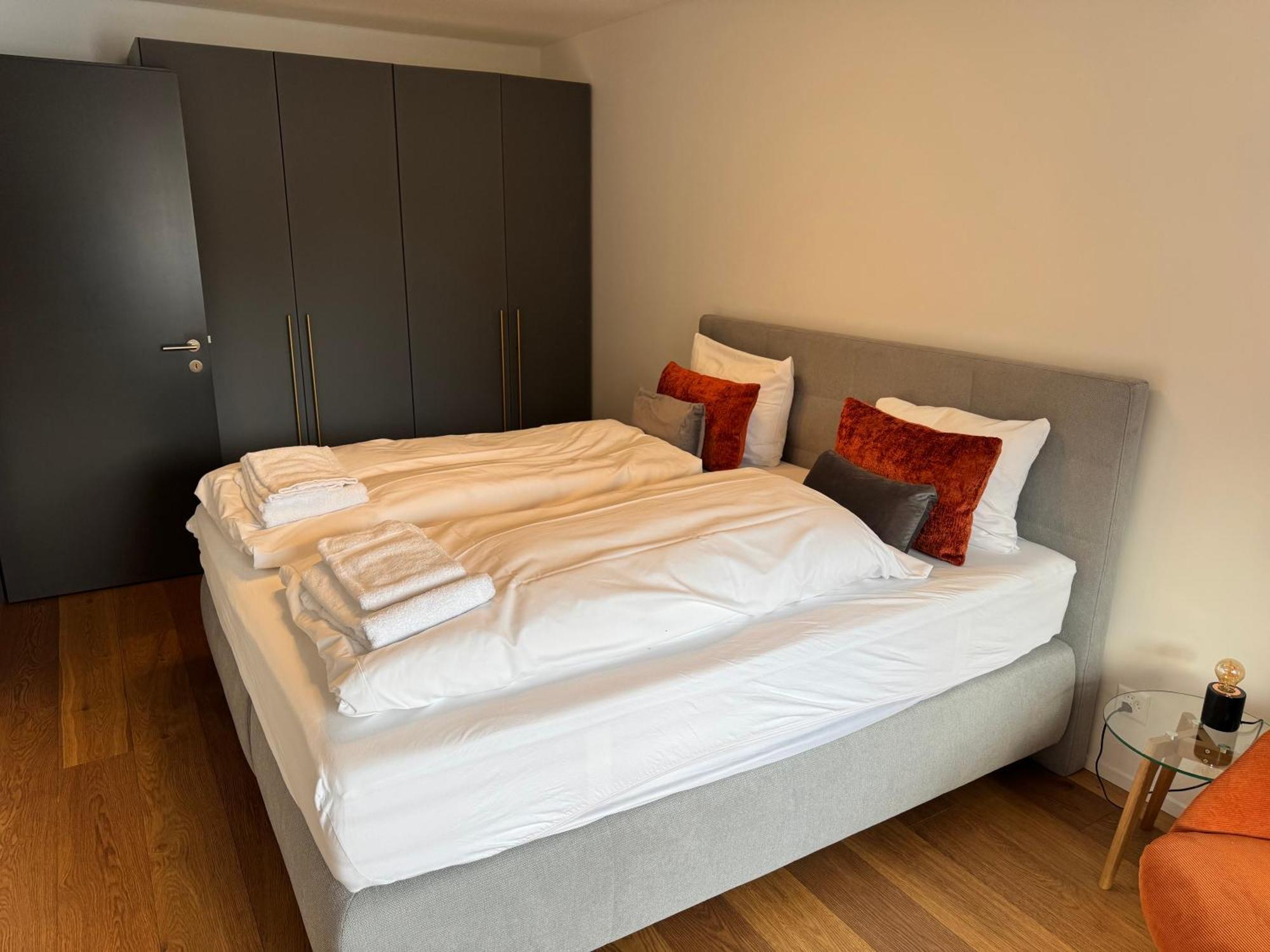 Beautiful Sunny New 1 Bed Apt 弗利姆斯 外观 照片